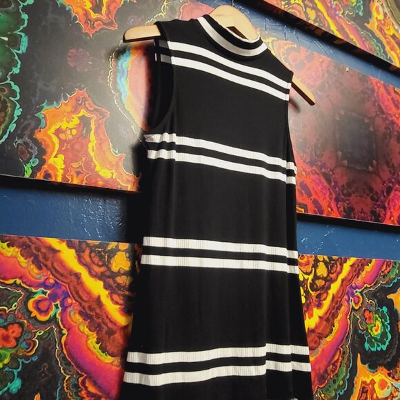 Elle ~ Sz Xsm ~ Horizontal Stripe ~ Sleeveless Top ~ NWOT - Picture 4 of 6